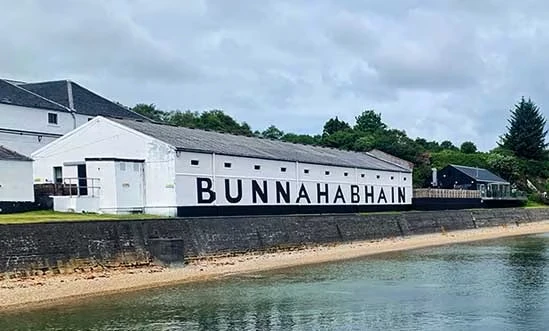 Bunnahabhain Distillery auf Islay