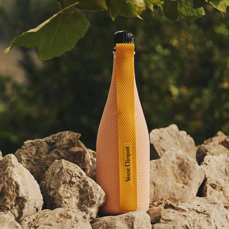 Veuve Clicquot Rosé - Ice Jacket Edition Bild