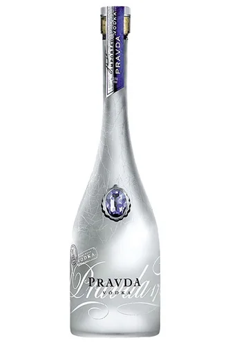 Pravda-Vodka-Flasche
