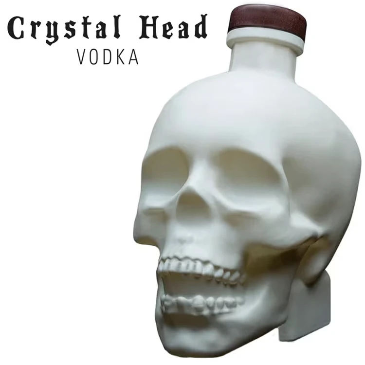 Crystal Head The Bone Limited Edition mit keramikbeschichteter Totenkopfflasche