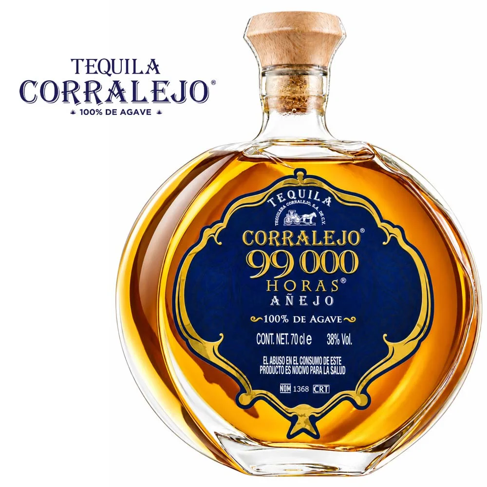 Tequila, Añejo, Glasflasche, Bernsteinfarben, 100 % Agave, Tequila Añejo, Glasflasche, Bernsteinfarben, 100 % Agave
