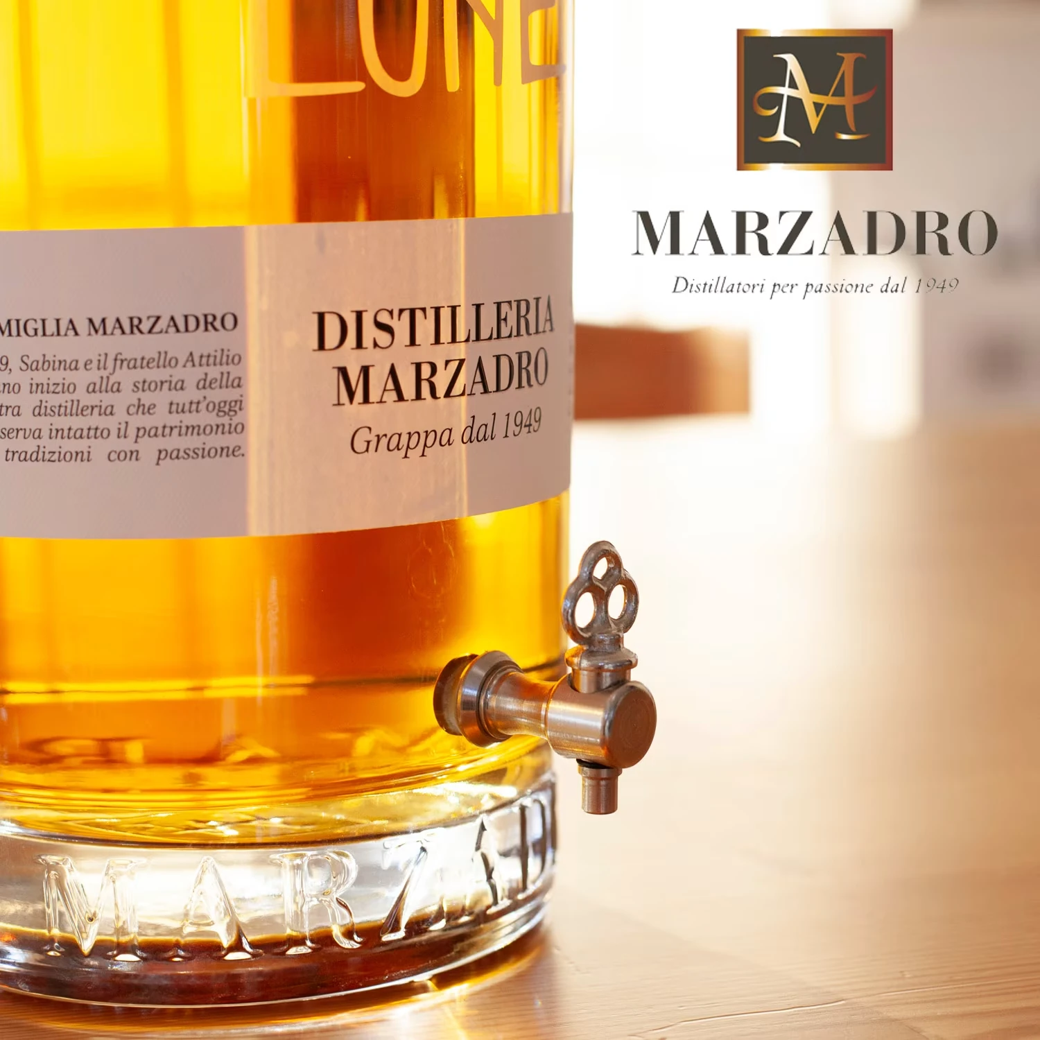 Marzadro Le Diciotto Lune - 4,5 Liter Grappa mit Hahn