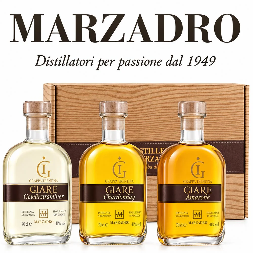 Grappa-Set, drei Flaschen, Glasflaschen, Holzbox, verschiedene Sorten, Grappa-Set, drei Flaschen, Glasflaschen, Holzbox, Bernsteinfarben