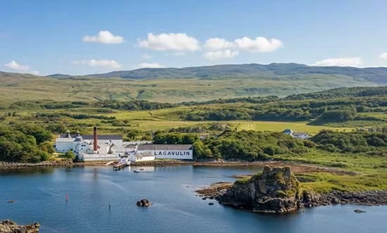 Islay Whisky Lagavulin Destillerie