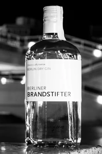 Berliner Brandstifter Dry Gin - 43,3% Vol. / 0,7 Liter
