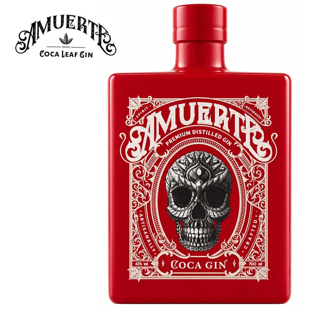 Gin, Coca-Gin, rote Flasche, Totenkopf-Etikett, rechteckige Flasche, Coca-Gin, rote Flasche, 700 ml, 43 % vol., Totenkopf-Etikett